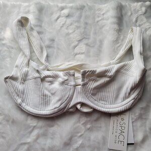 L*Space Bikini Top Women's XS Swim White Camellia Underwire Ribbed Swimwear NWT